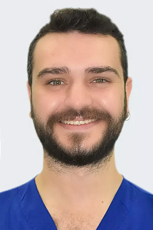Mustafa Çileli diş hekimi fotoğrafı